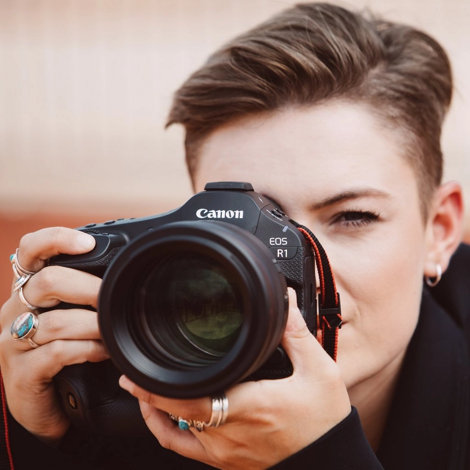 Canon EOS R1 Mirrorless Camera Body