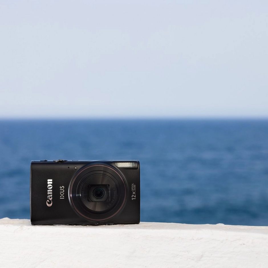 Canon IXUS 285 HS A Compact Camera, Black