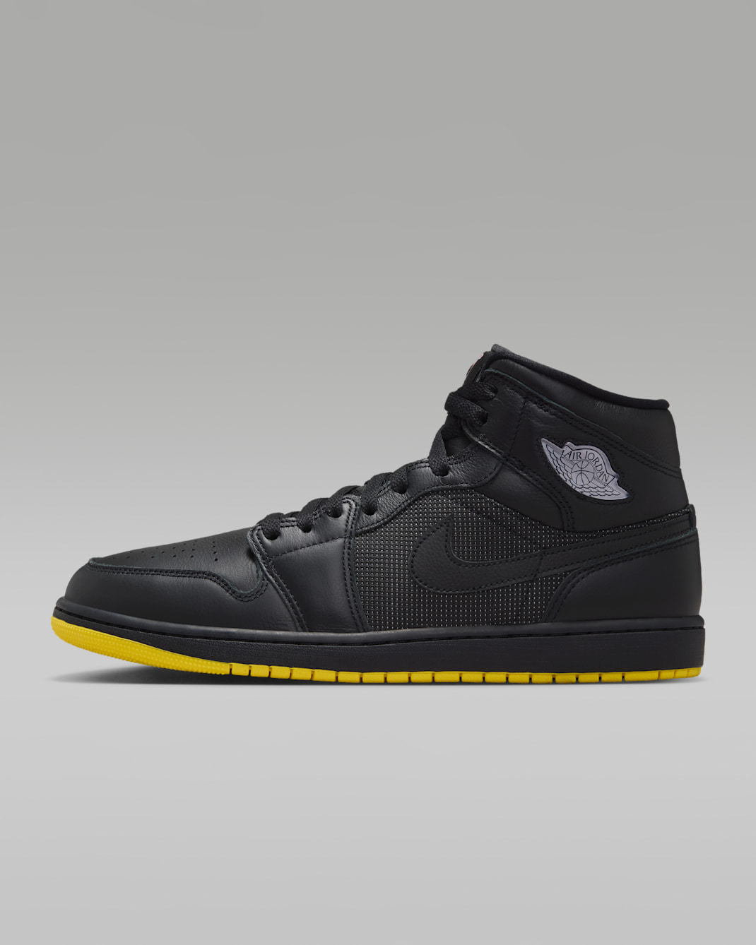Air Jordan 1 Mid SE