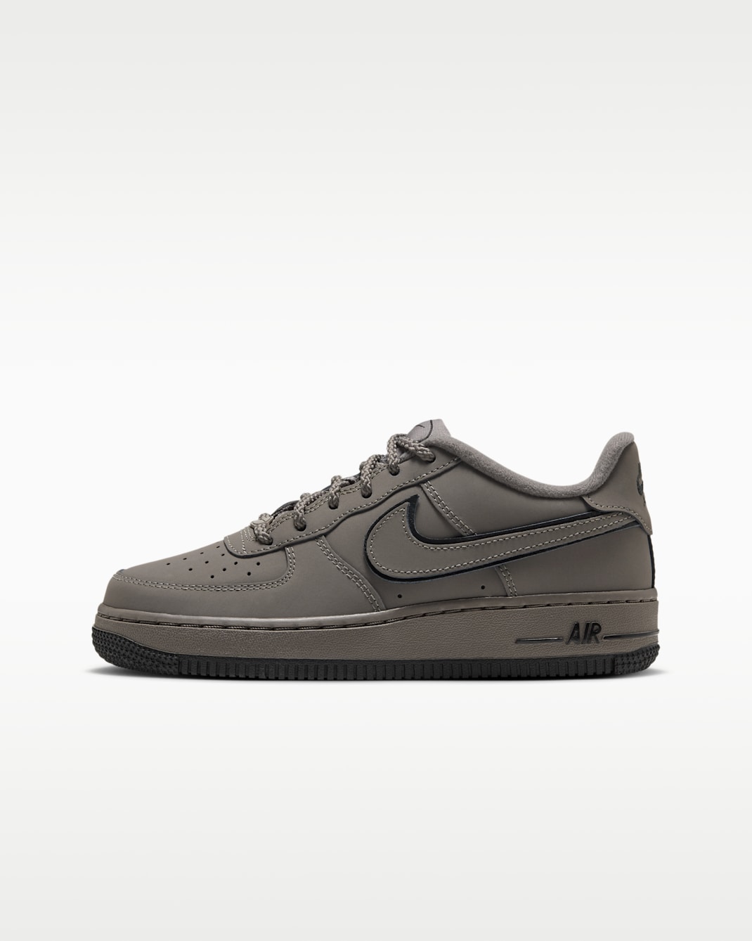 Nike Air Force LV8 Older Kids' Shoes
