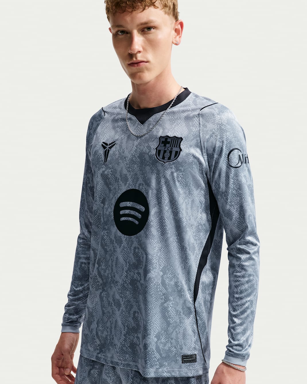 F.C. Barcelona 2026/27 Stadium Goalkeeper Away