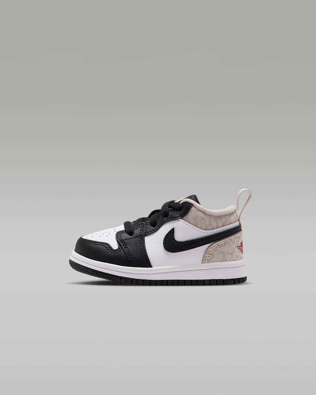 Jordan 1 Low SE