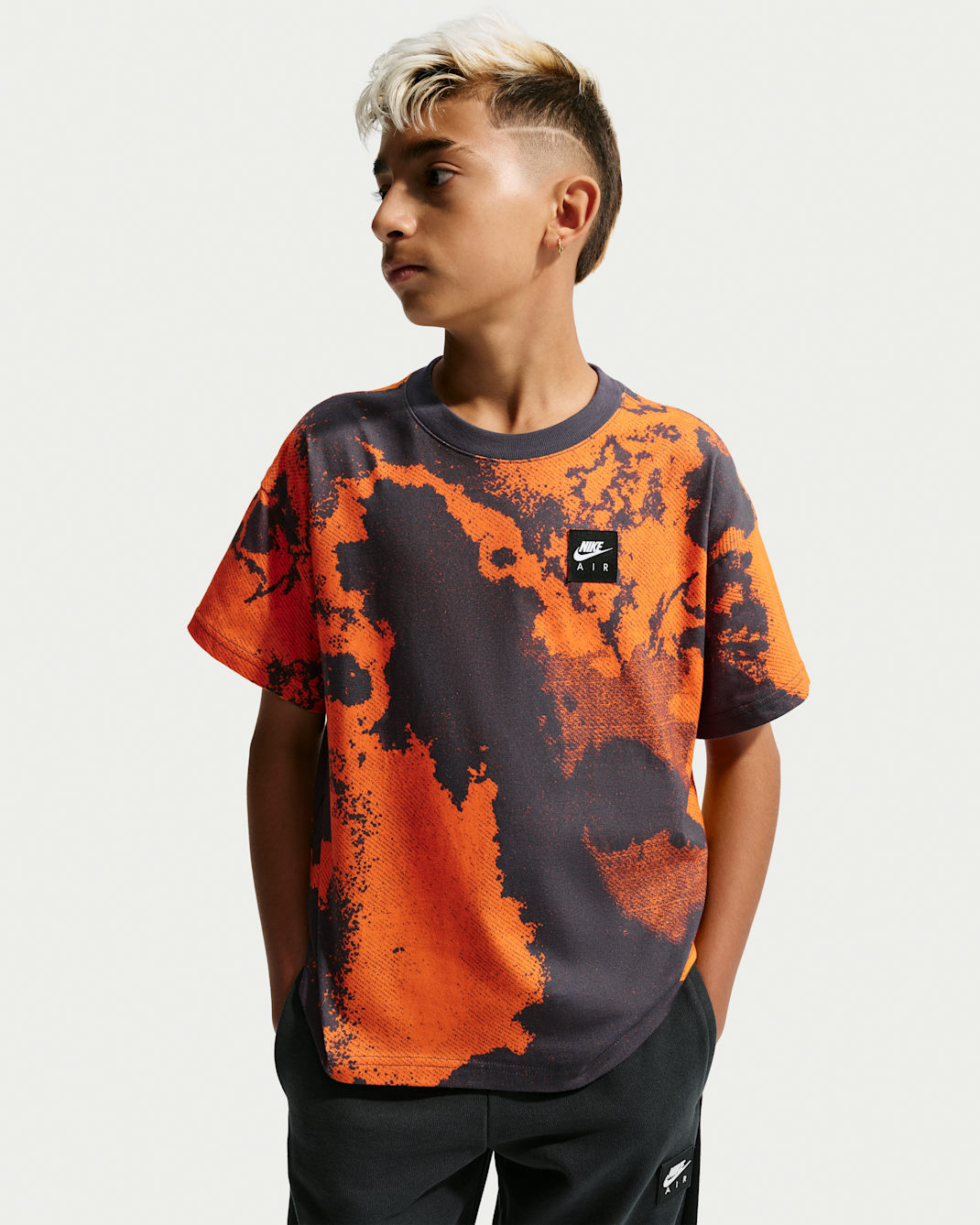 Nike Sportswear Older Kids' T-Shirt