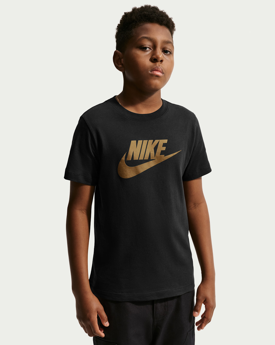 Nike Sportswear Club Older Kids' T-Shirt