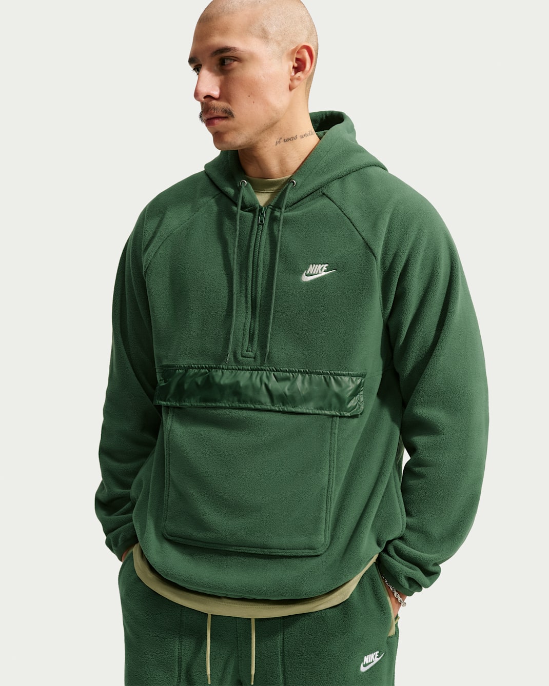 Nike Sportswear Club