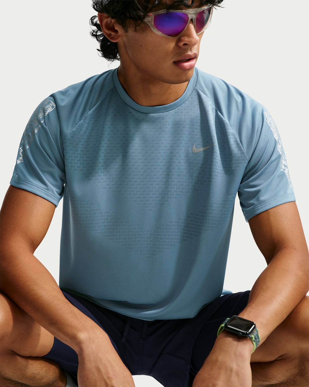 Nike Stride Men's Dri-FIT Winterised Short-Sleeve Running Top