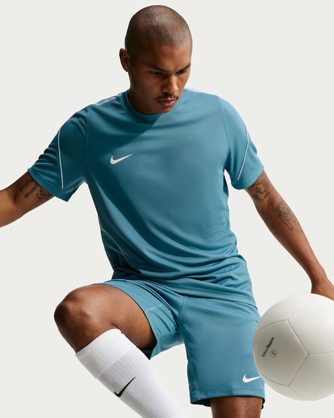 Nike Strike