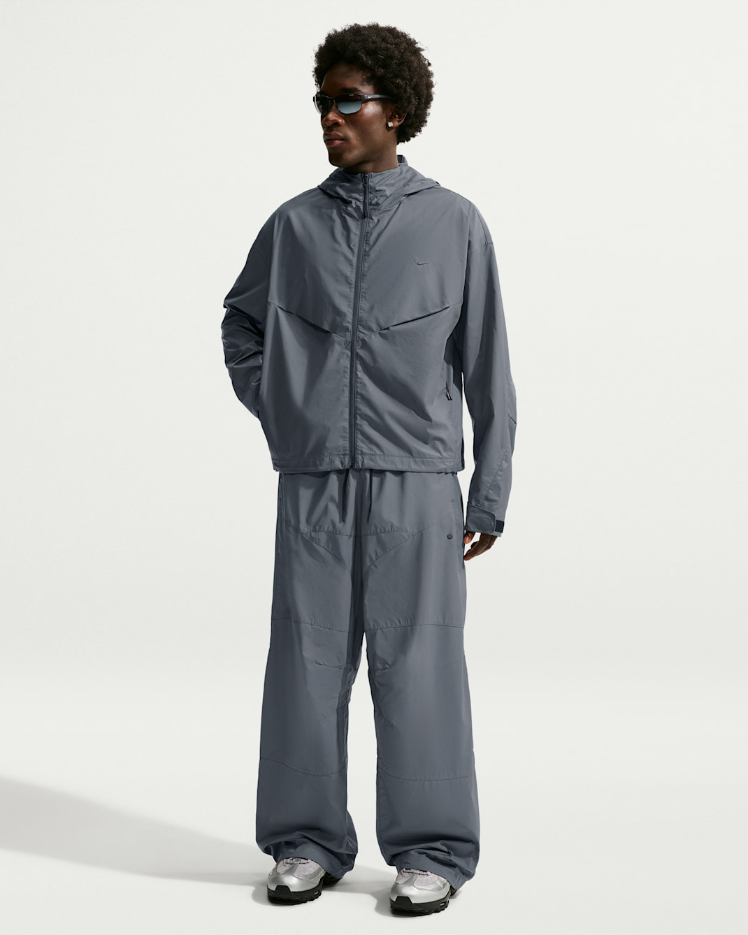 Nike Tech Men's Loose Reflective-Design Trousers