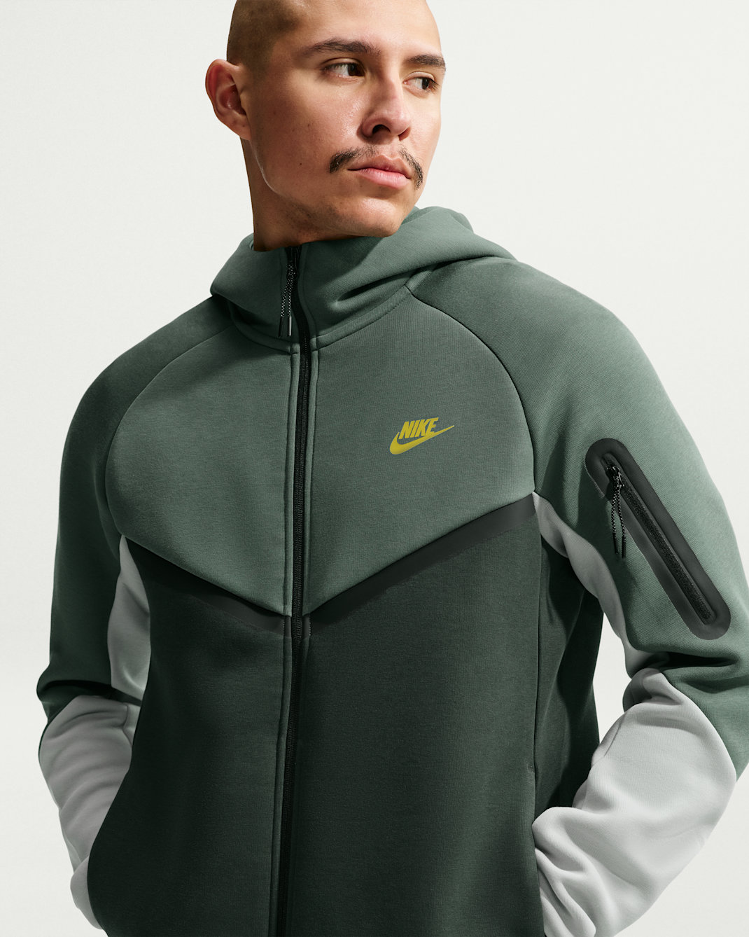 Nike Tech