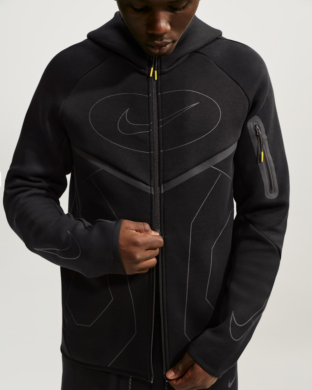 Nike Tech Men's Full-Zip Fleece Windrunner Hoodie
