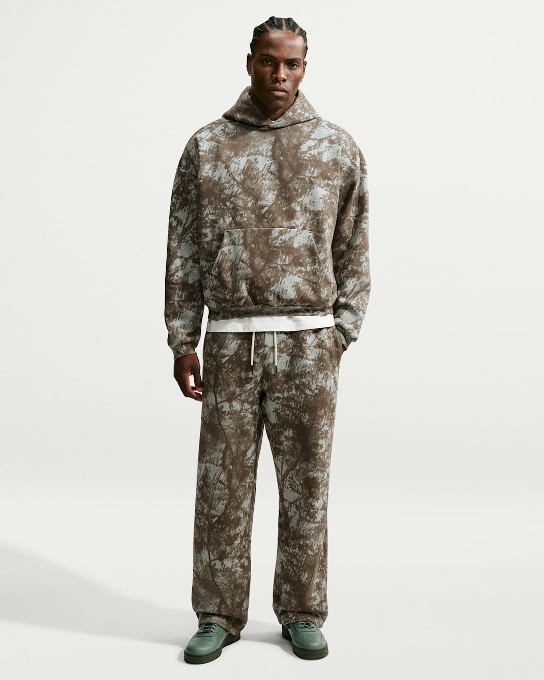 Nike Standard Issue