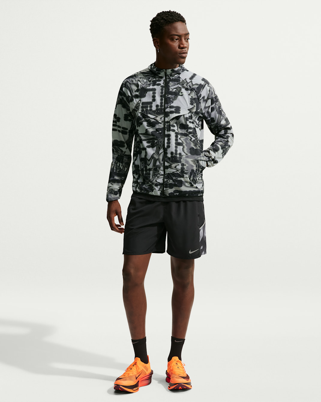 Nike Stride Men's Repel UV Protection Printed Running Jacket