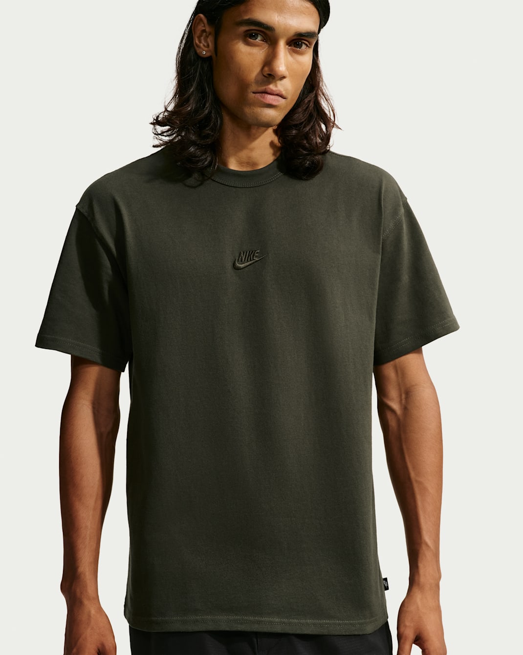 Nike Sportswear Premium Essentials