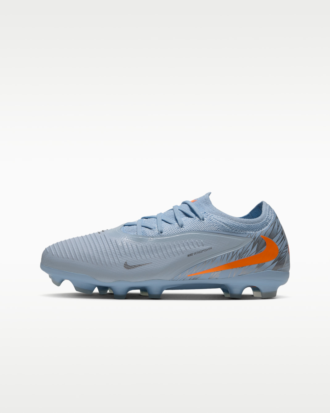 Nike United Jr Phantom 6 Low Pro Older Kids' Multi-Ground Football Boot