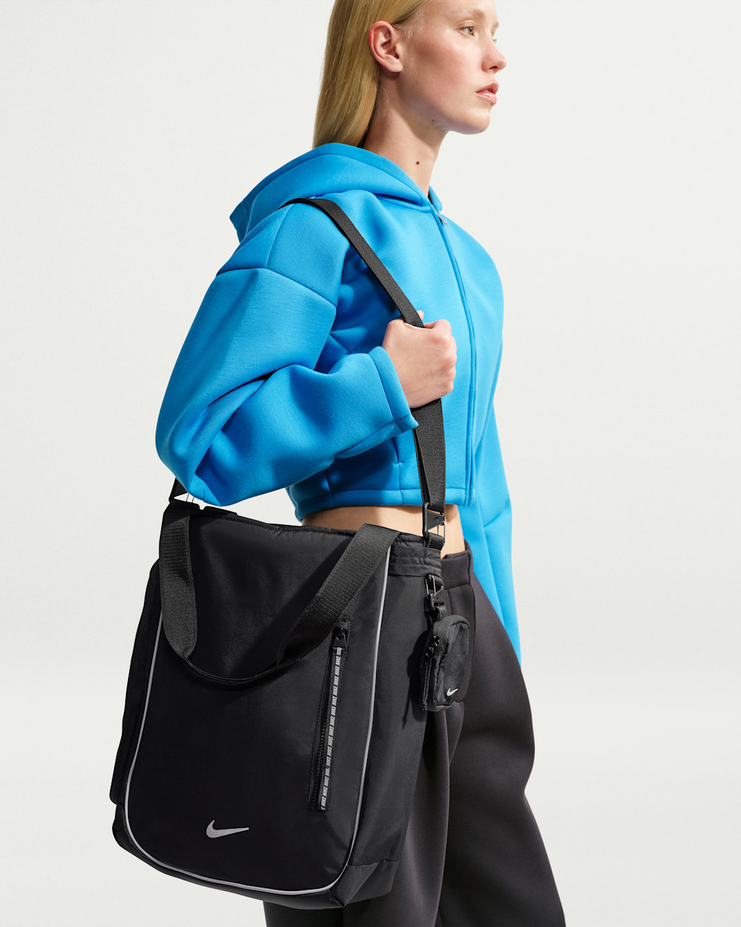 Nike Commute