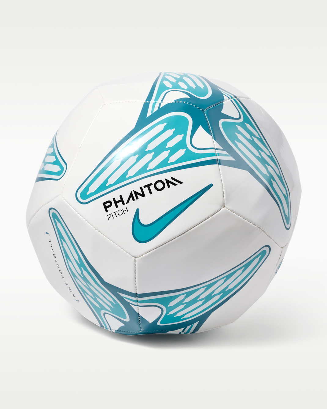 Nike Phantom Football