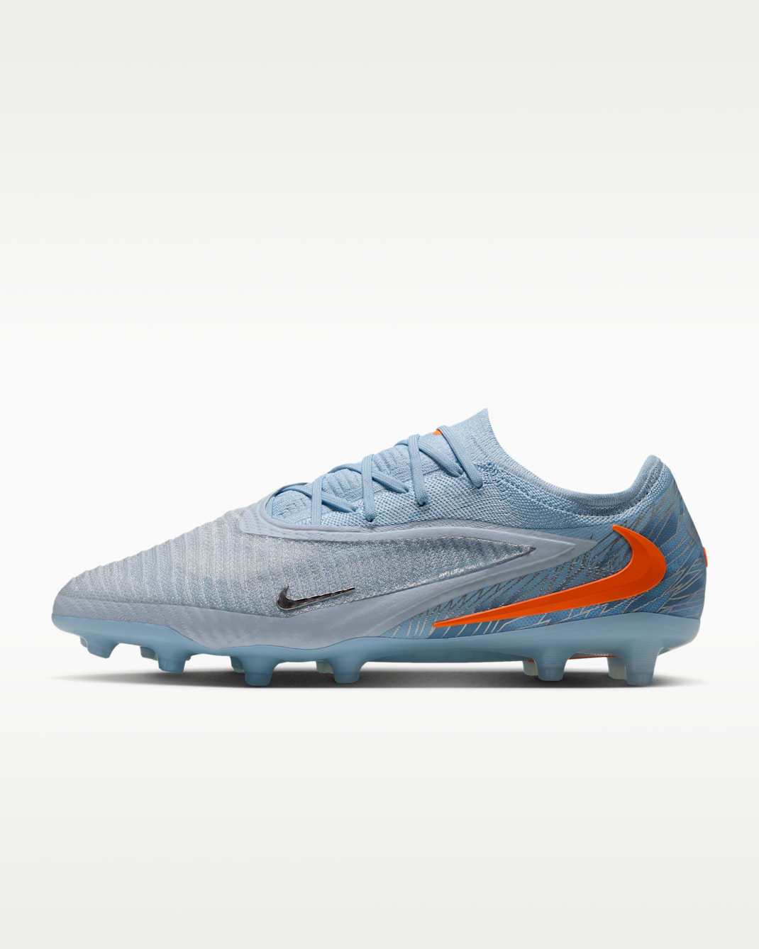 Nike United Phantom 6 Low Elite Artificial-Grass Football Boot