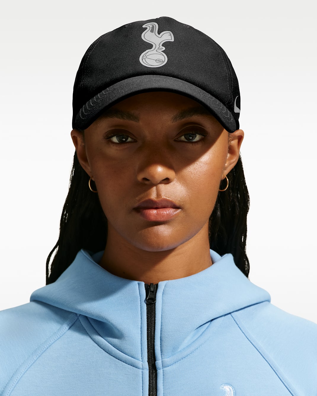 Tottenham Hotspur 2026/27 Club Cap Poly 5P Winter Chrome Pack Nike Club Cap Poly 5P Winter Chrome Pack