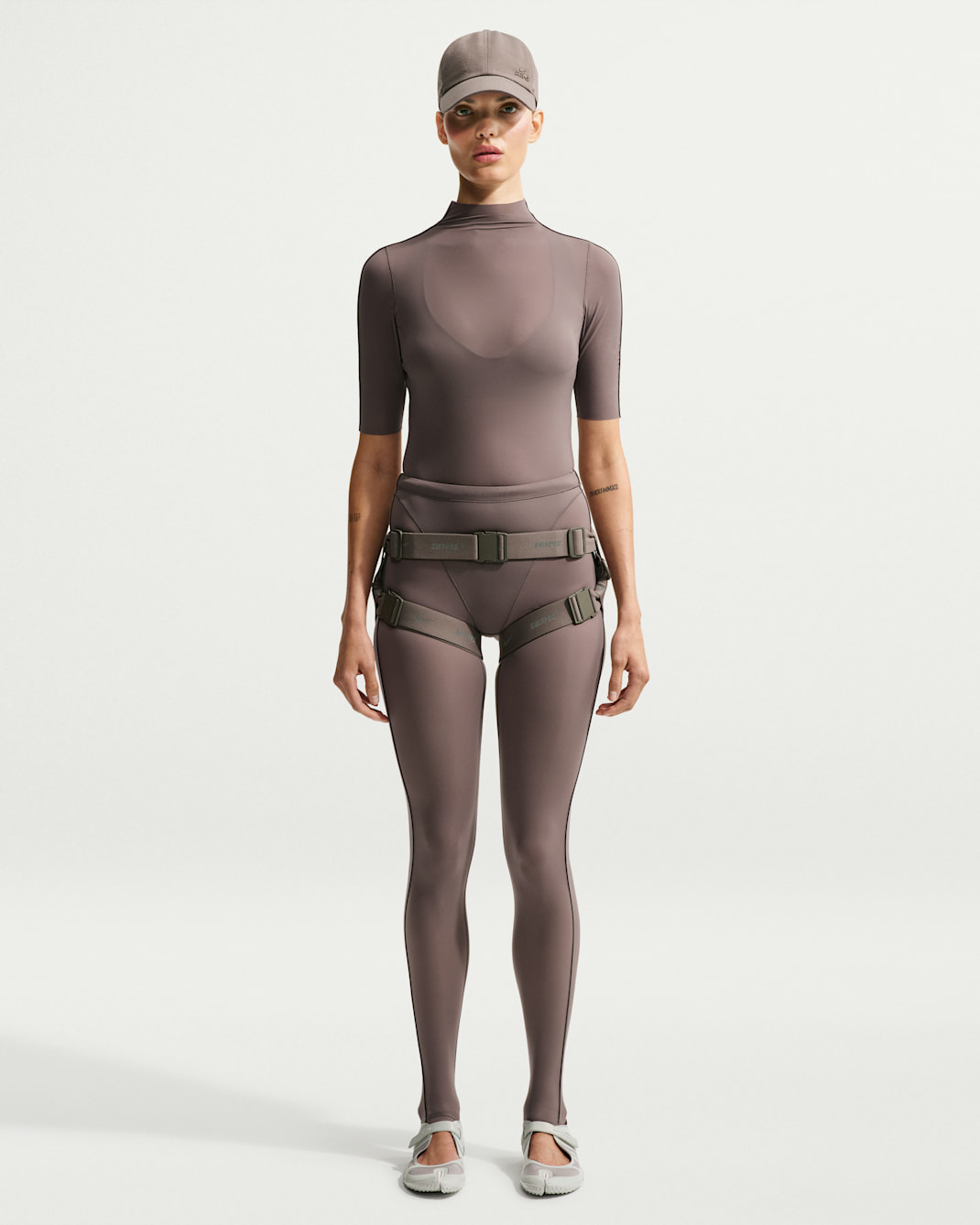 NikeSKIMS Weightless