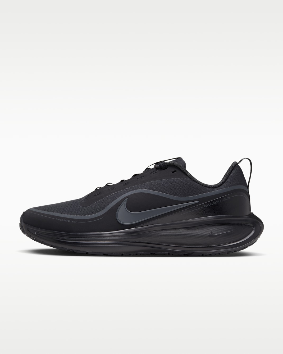 Nike Revolution 8 Utility
