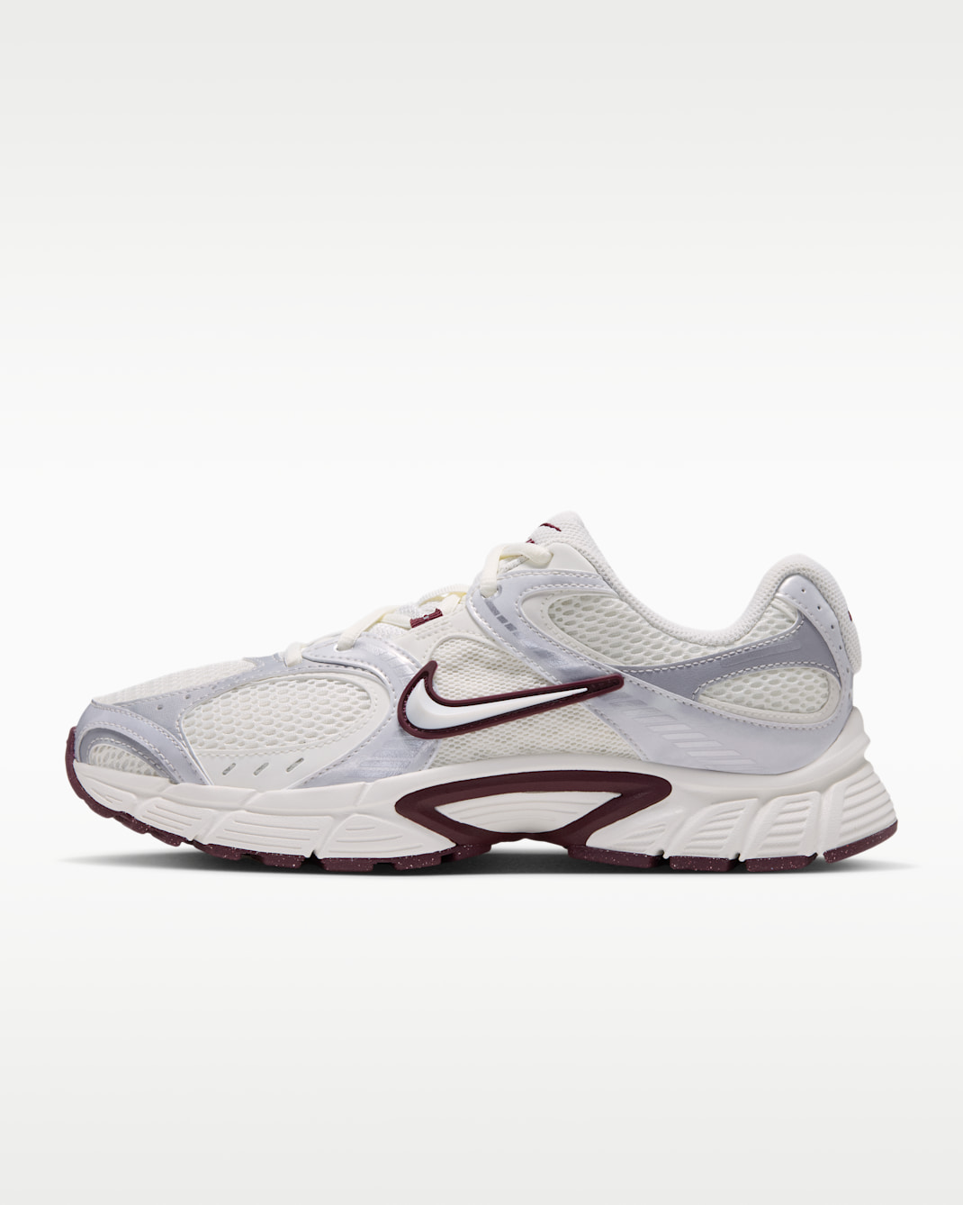 Nike V5 RNR Women's shoes with reflective design accents