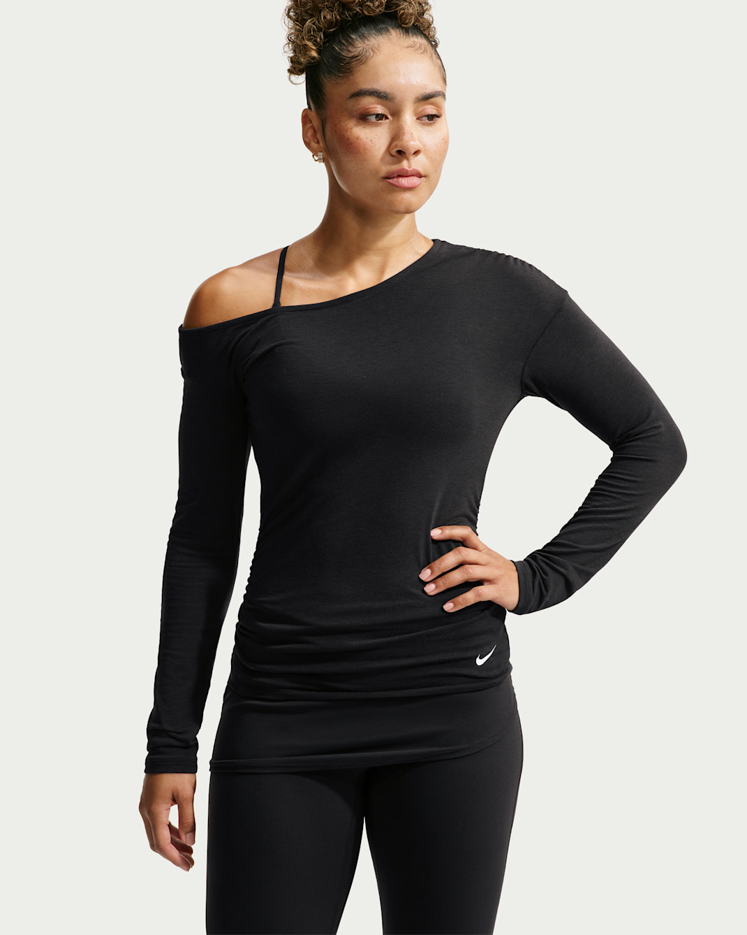 Nike One Relaxed Women's Dri-FIT Long-Sleeve Top