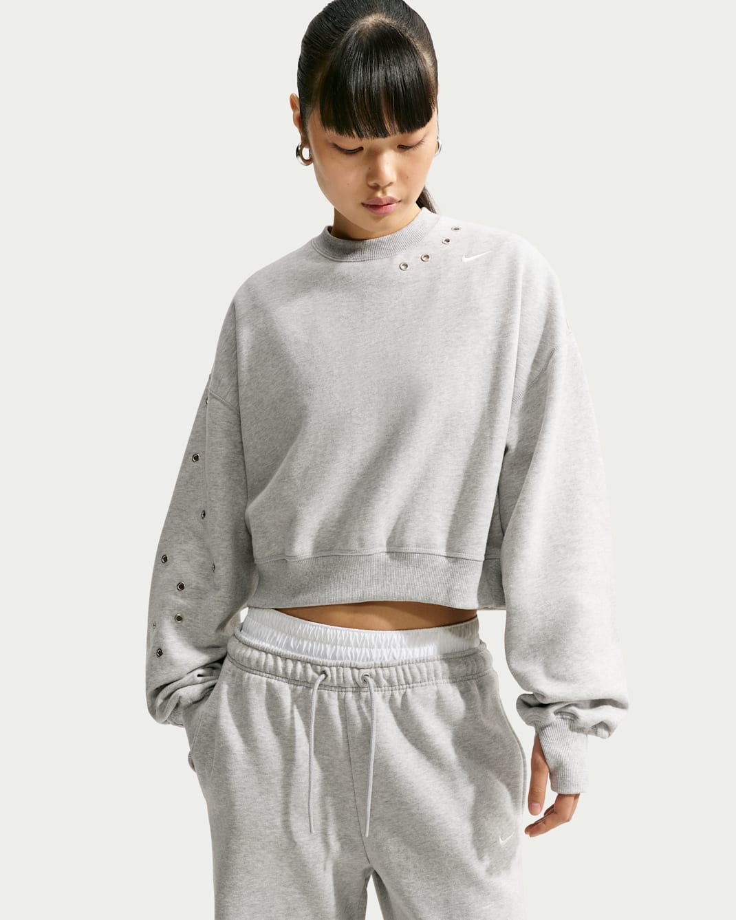 Nike Studio Fleece Medium Weight Women's Oversized Cropped Crew-Neck Sweatshirt