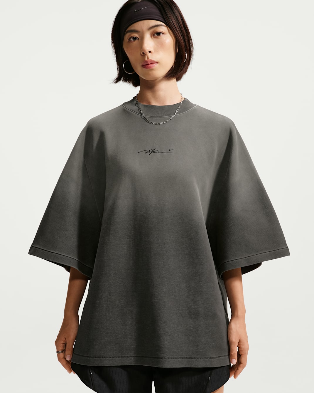 Nike Energy Women's Oversized Short-Sleeve T-Shirt