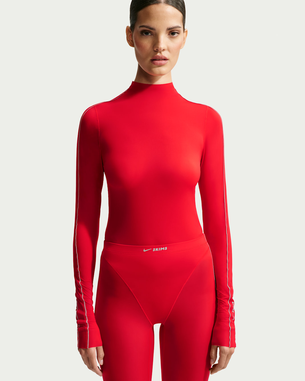 NikeSKIMS Weightless Women's Mock-Neck Long-Sleeve Top