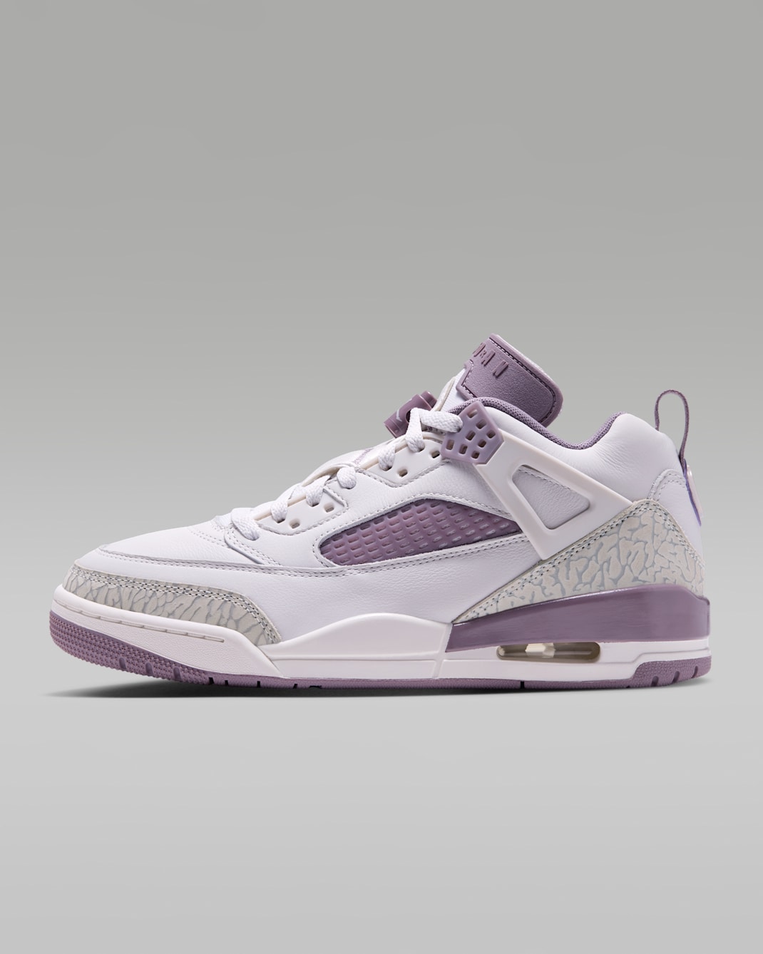 Jordan Spizike Low
