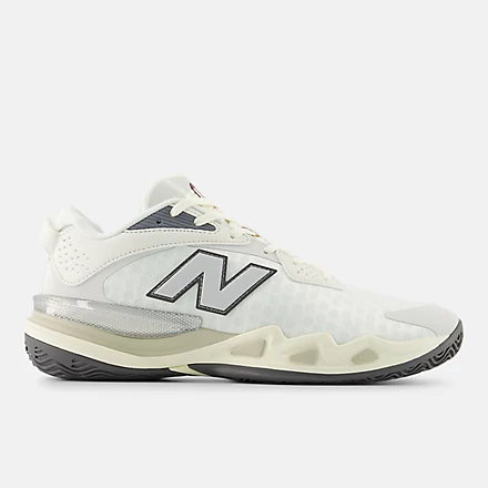 HESI LOW V2 Shoes