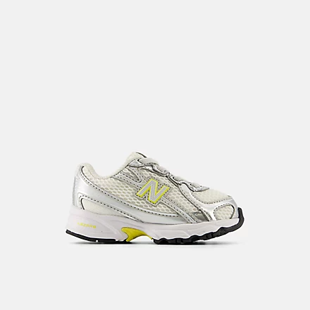 740 Bungee Lace Shoes