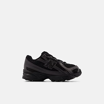 740 BUNGEE LACE Shoes
