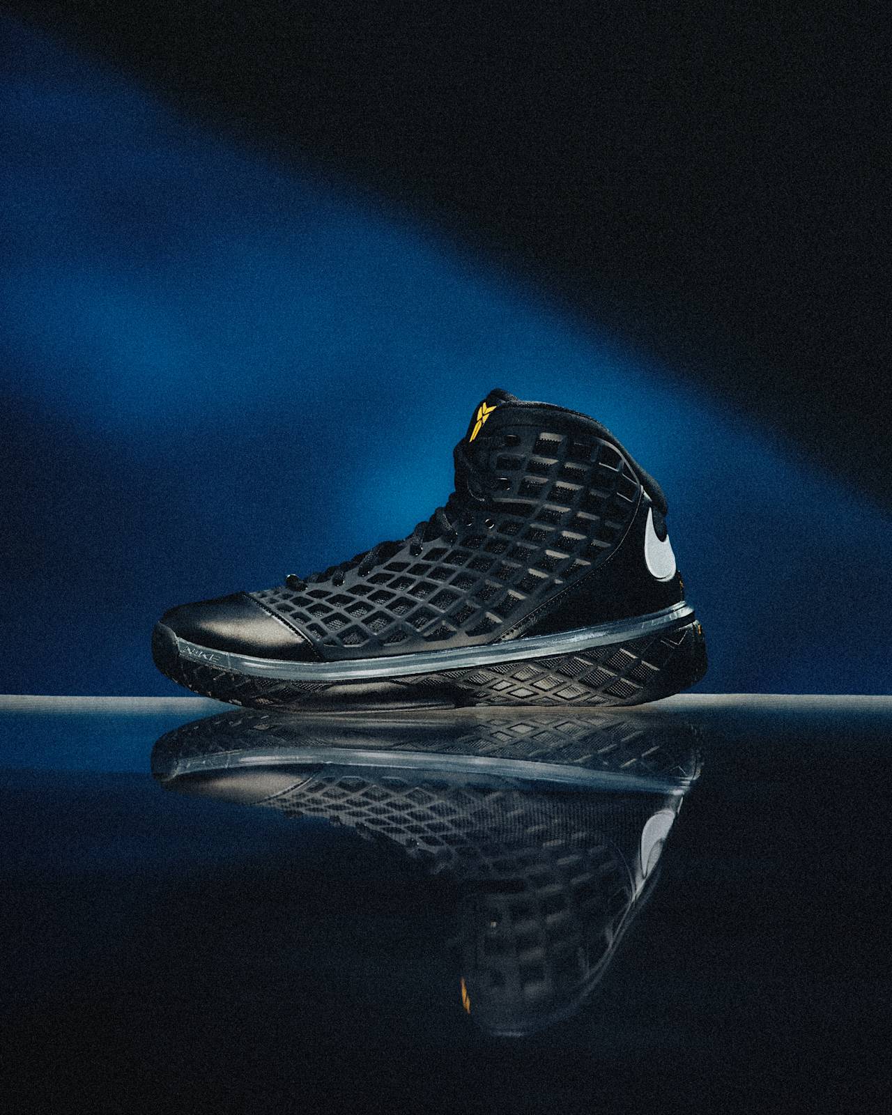 Kobe 3 Protro Black and White