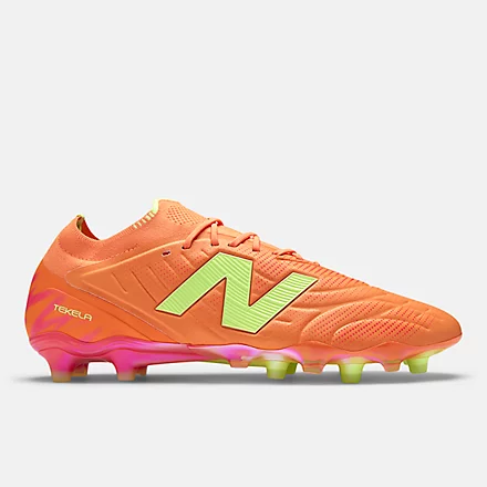 TEKELA ELITE LOW LACED FG V5 Football Boots