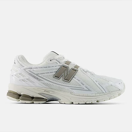 1906R Shoes