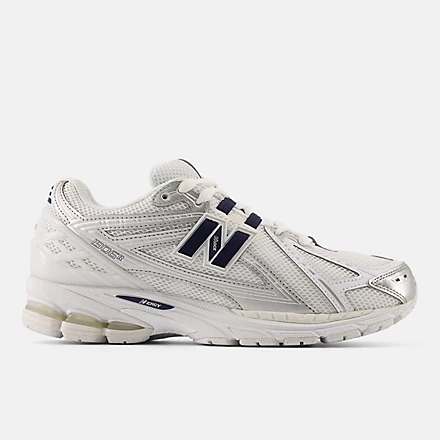 1906R Shoes