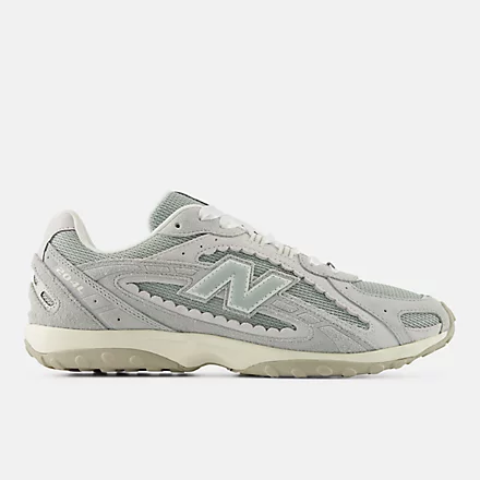 204L Shoes