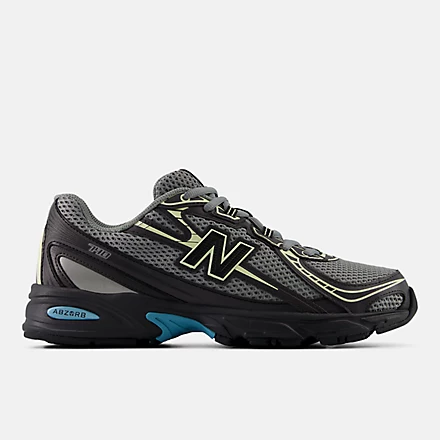 Night Lights 740​ Shoes