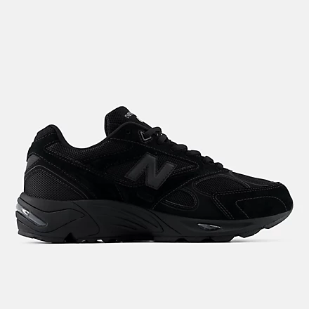 880R Shoes