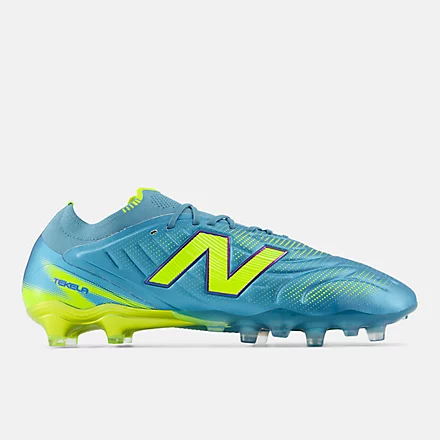 Tekela Elite Low Laced FG V5 Football Boots