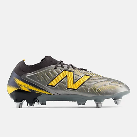 Tekela Elite Low Laced SG V5 Football Boots